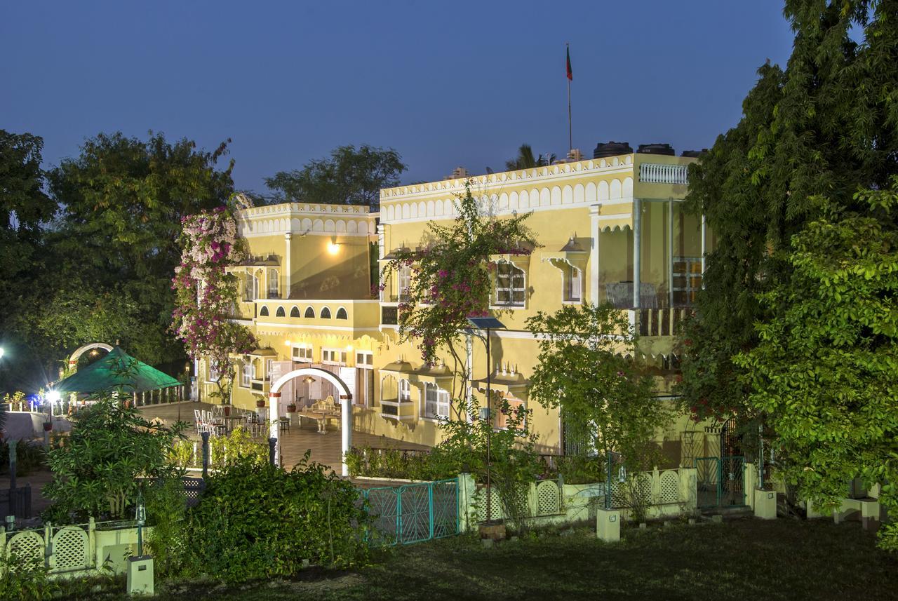 Garden Palace Heritage Homestays Vadasinor Exterior foto