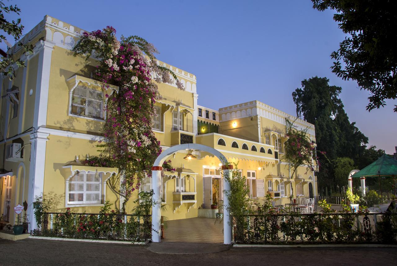 Garden Palace Heritage Homestays Vadasinor Exterior foto